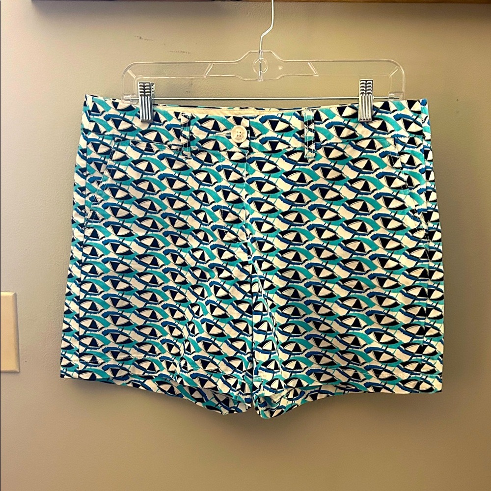Crown & Ivy Geometric Blue and White Shorts